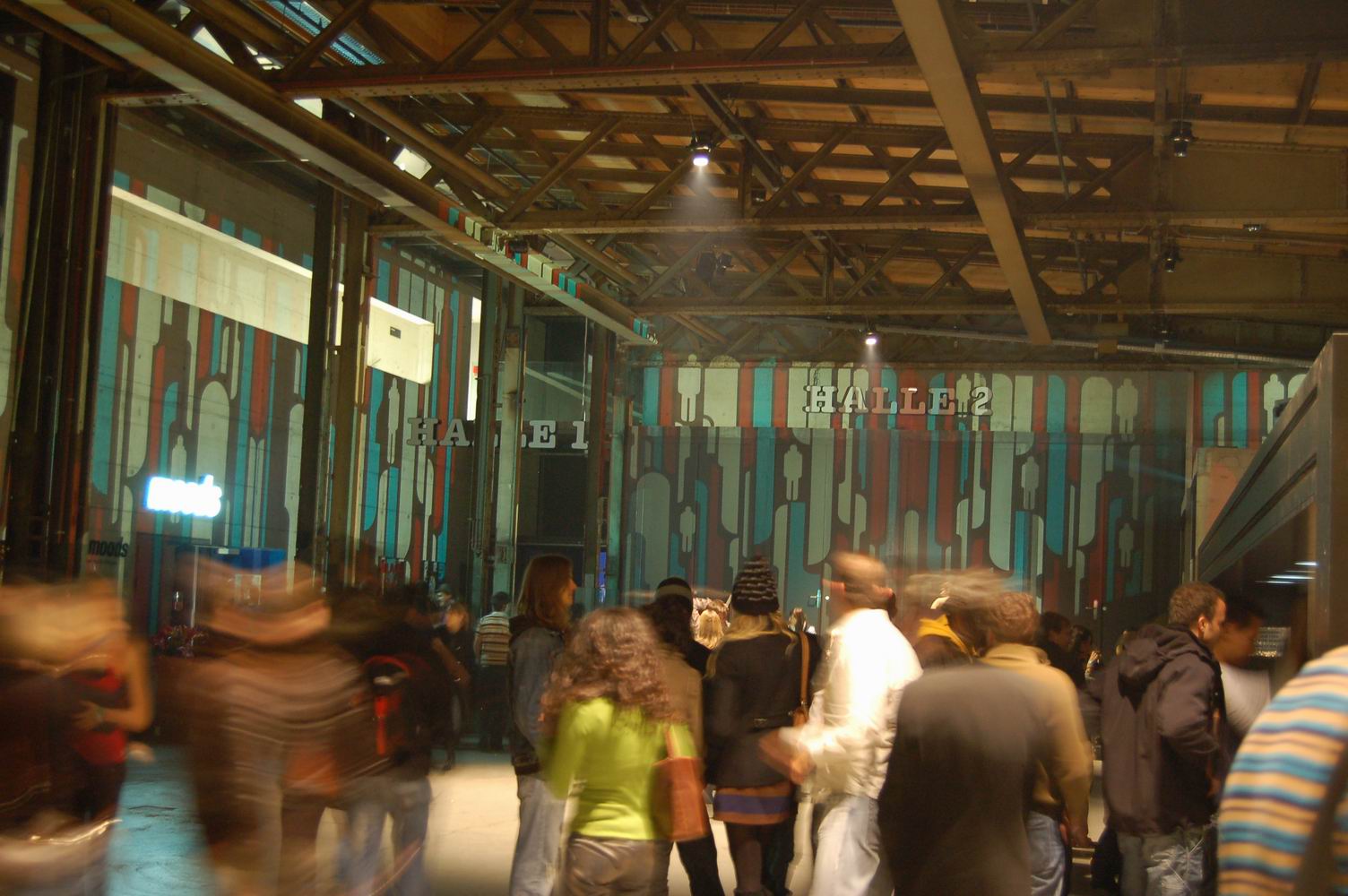 Guests in front of striped projections on the hall walls – Nokia Trends - Zürich, Schiffbau, Zürich, Switzerland