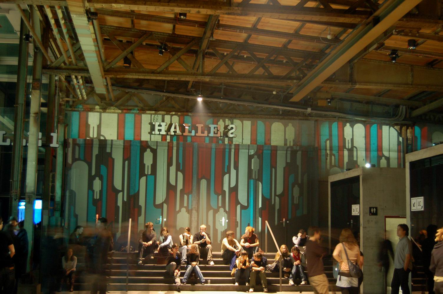 Guests in front of striped projections on the hall walls – Nokia Trends - Zürich, Schiffbau, Zürich, Switzerland